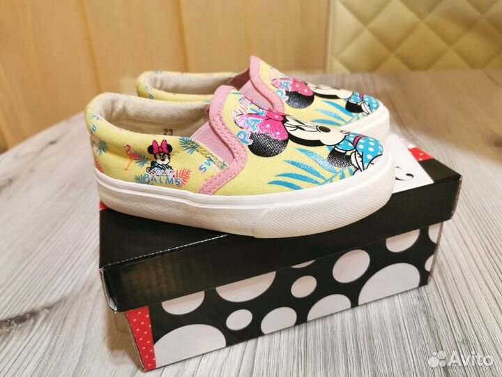 Слипоны для девочки