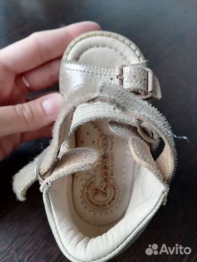 Сандалии для девочки