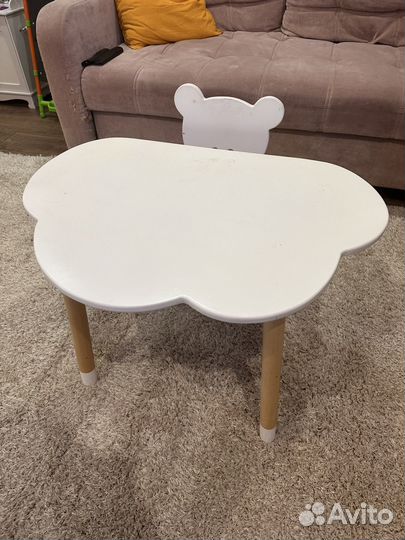 Детский стол и стул