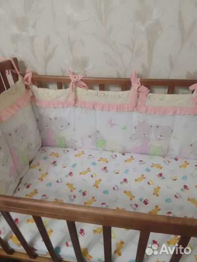 Детская кроватка