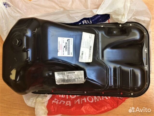 Поддон (картер) масляный двигателя 4D56