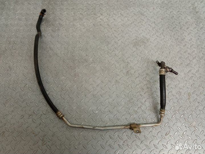 Трубка гур Лада Ларгус 2017