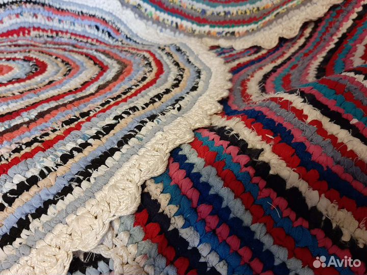 Коврик ручной работы