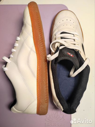 Кроссовки Botas