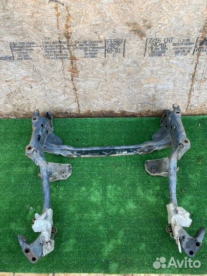 Подрамник передний передний Audi A8 4H D4 cdra