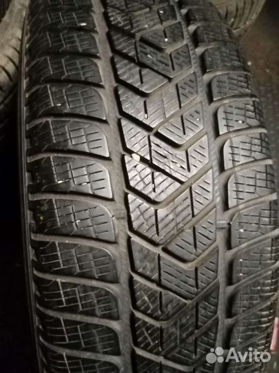 Pirelli Scorpion Winter 215/65 R17