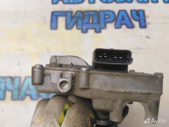 Моторчик стеклоочистителя передний Citroen C4 II О