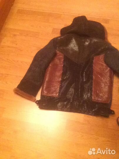 Куртка тёплая на меху с капюшоном