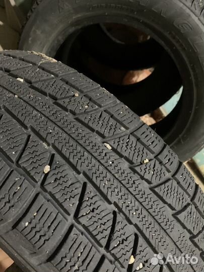 Pirelli Formula Ice 215/60 R17