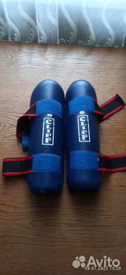 Защита голени и перчятки