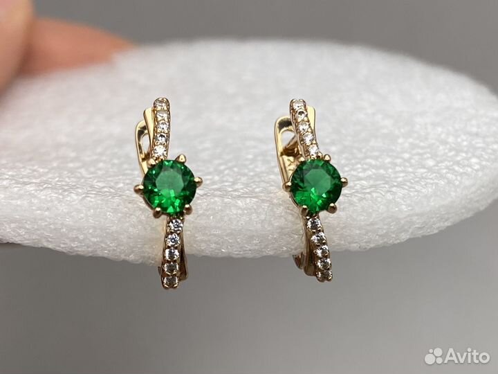 Серьги маленькие. Красивые