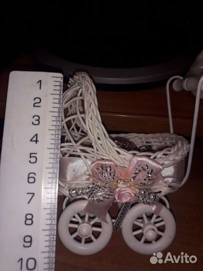 Игрушечная коляска