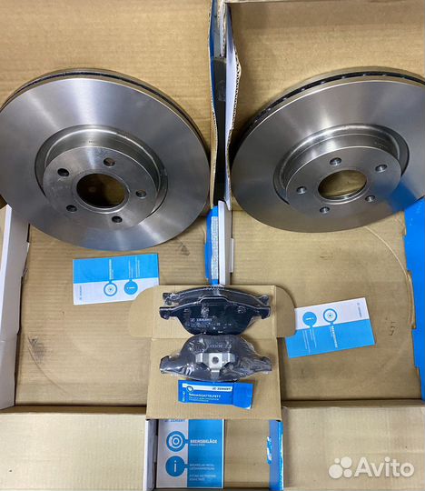 Тормозные диски + колодки перед. Ford focus 3