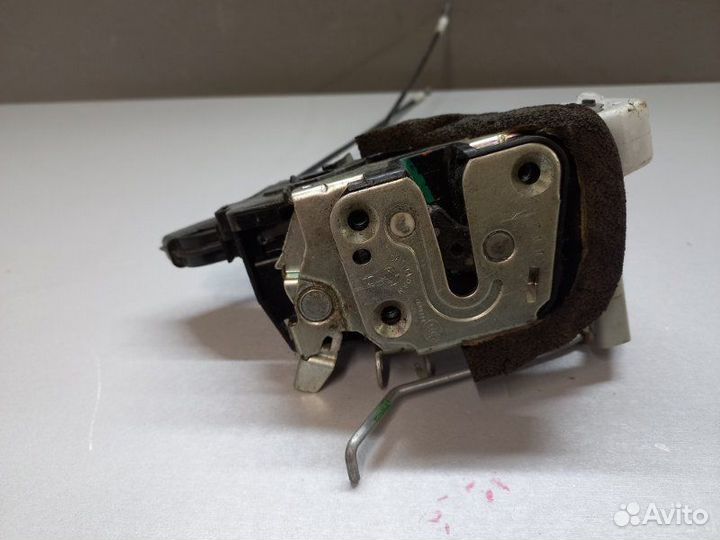 Замок двери передний правый Nissan Almera G15 2017