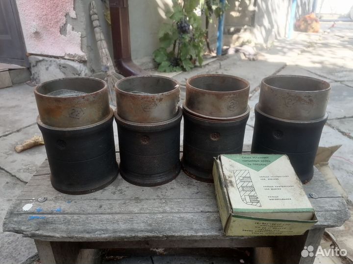 Поршневая группа на двигатель москвич м 412