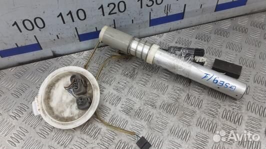 Датчик уровня топлива audi A8 D3 (GSE09M801)