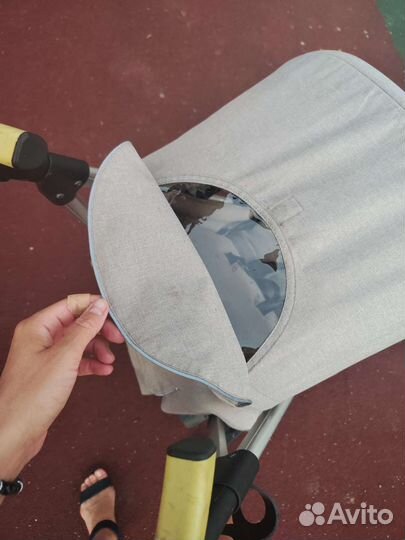 Коляска прогулочная