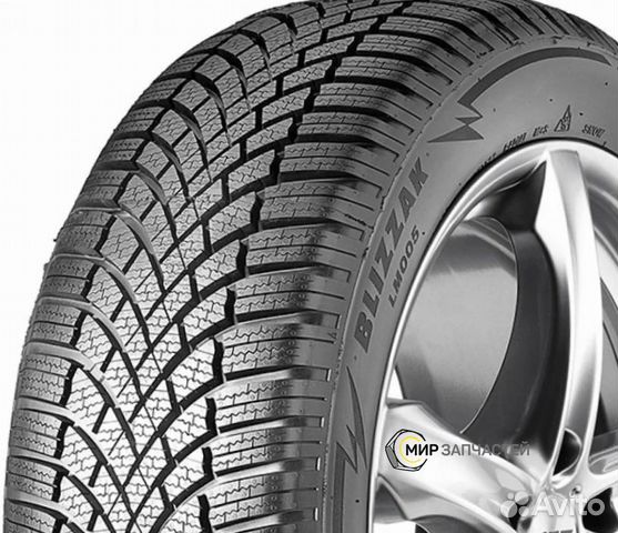 Bridgestone Blizzak LM-005 235/55 R20 105V