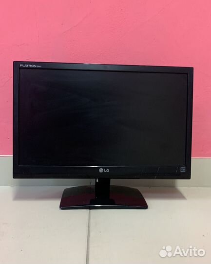 Монитор 20 дюймовый LG