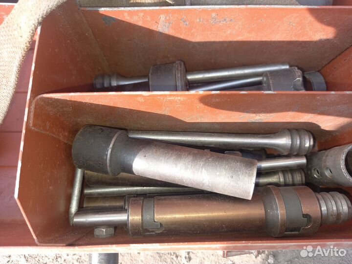 Пистолет для дюбель гвоздей