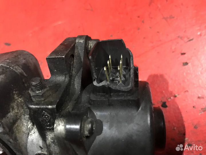 Дроссельная заслонка Mitsubishi Pajero 3 V68W 4M41