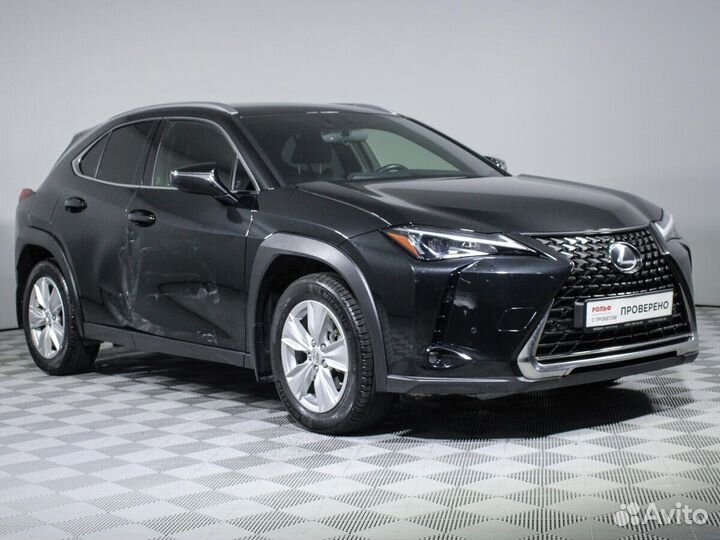 Lexus UX, 2020