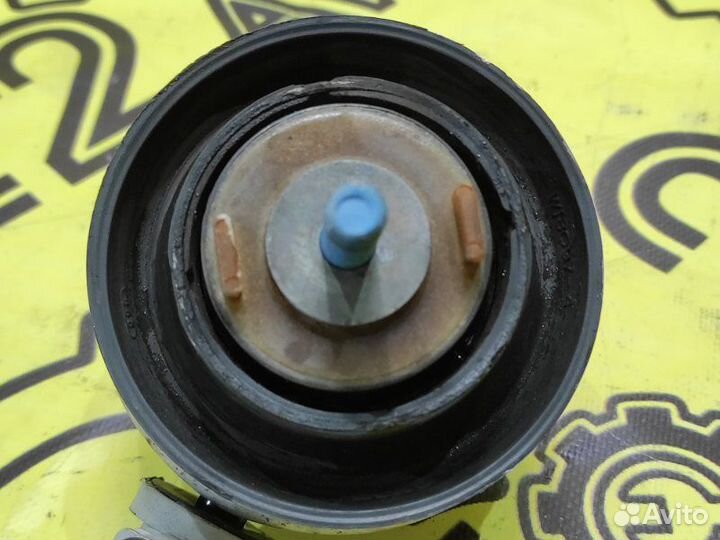 Подушка двигателя передняя левая Audi A6 AUK