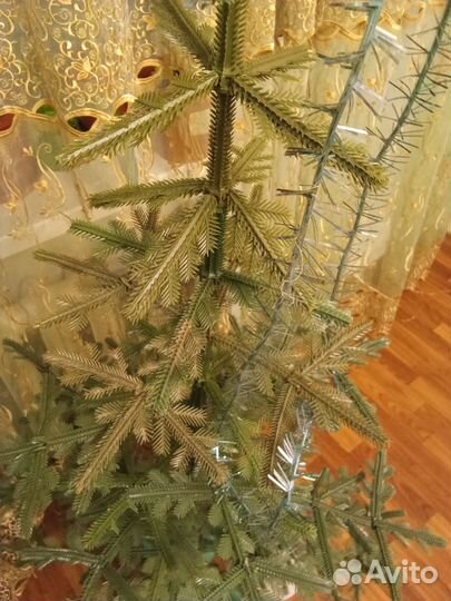 Ель искуственная