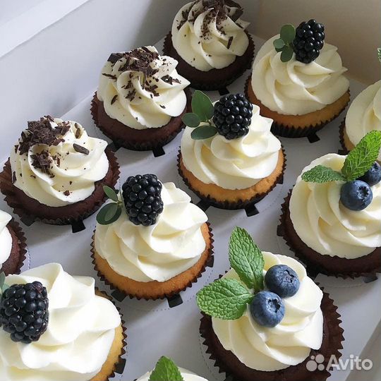 Клубника в шоколаде, капкейки