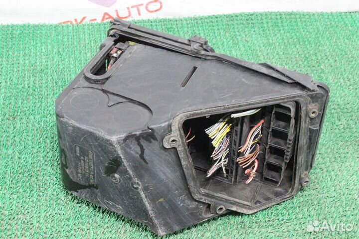 Блок предохранителей в сборе Mercedes S-Class W140