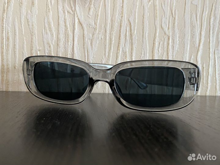 Солнцезащитные очки новые