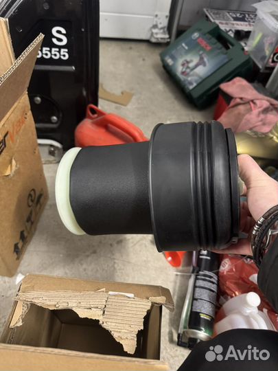 Пневма балон bmw e70 и e71 x5