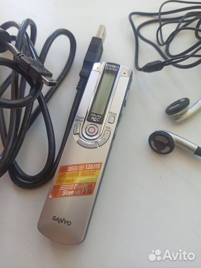 Диктофон sanyo icr-b175nx