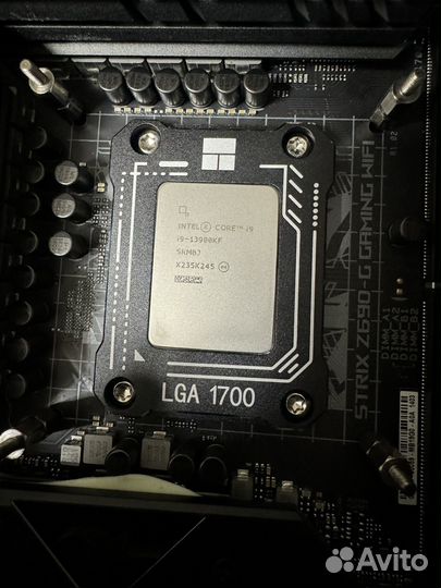 Процессор Intel Core i9-13900KF