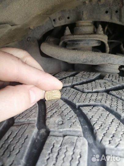 Bridgestone Blizzak Ice 275/65 R17 112