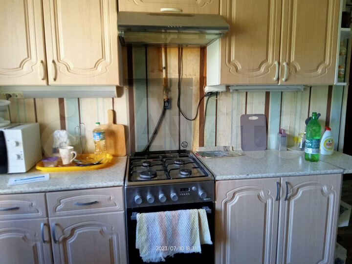 Комната 13 м² в 8-к., 2/9 эт.