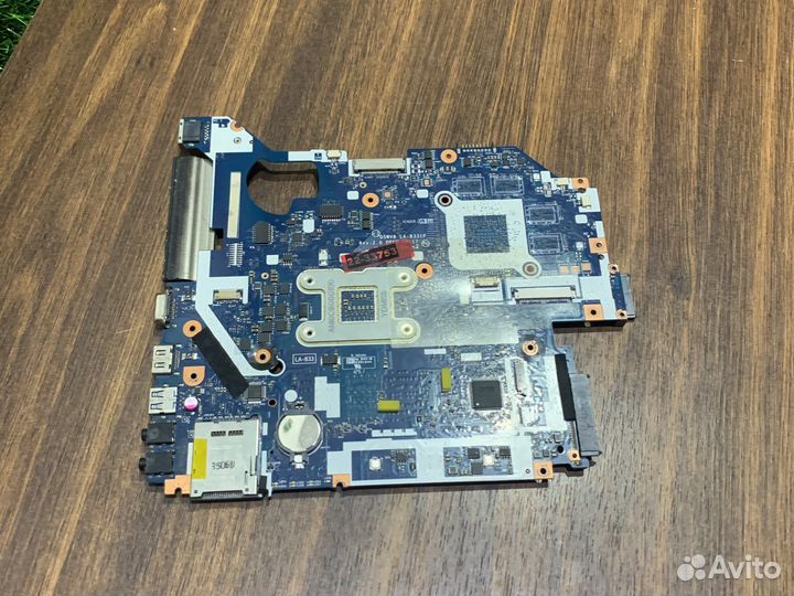 Материнская плата acer v3-551g amd Uma