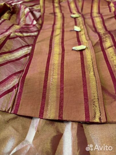 Костюм женский с юбкой 46