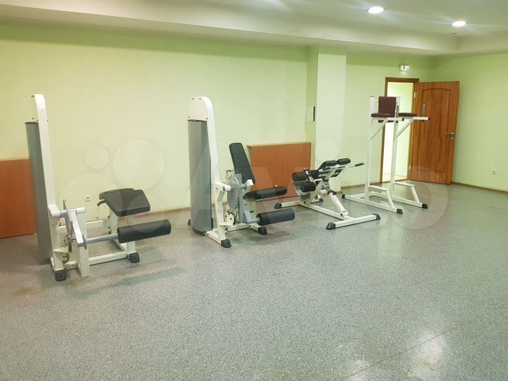 Помещение свободного назначения, 605.7 м²