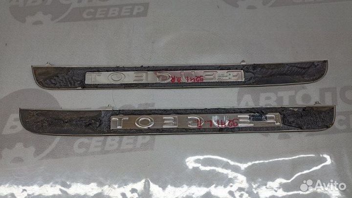 Накладка на порог (наружная) Peugeot 308 4A EP6