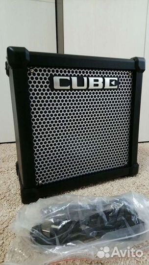 Комбоусилитель Roland Cube 20GX