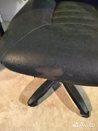 Компьютерное кресло