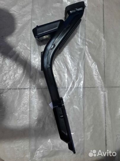 Воздухозаборник воздушного фильтр передний Toyota