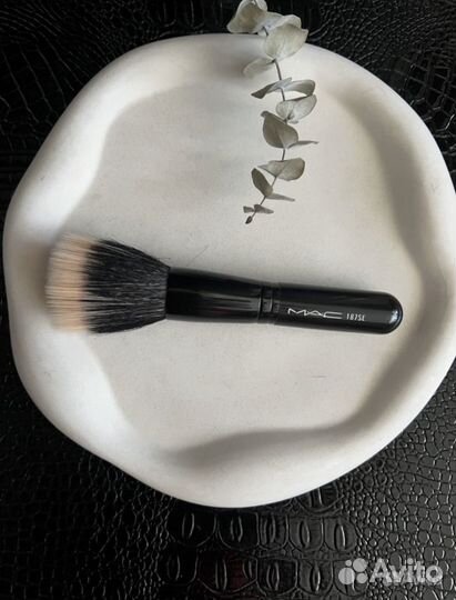 Кисти MAC оригинал для тонального крема