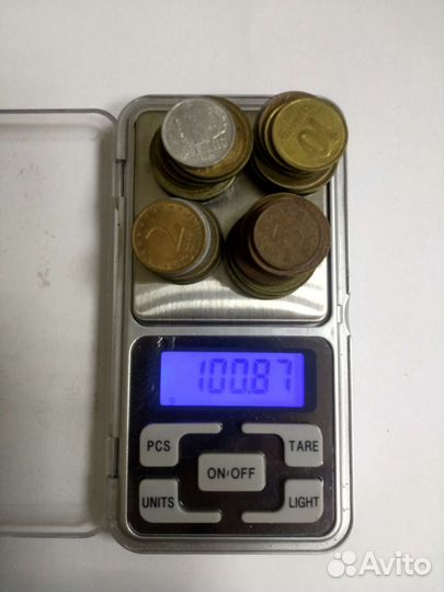 0.5 кг иностранных монет