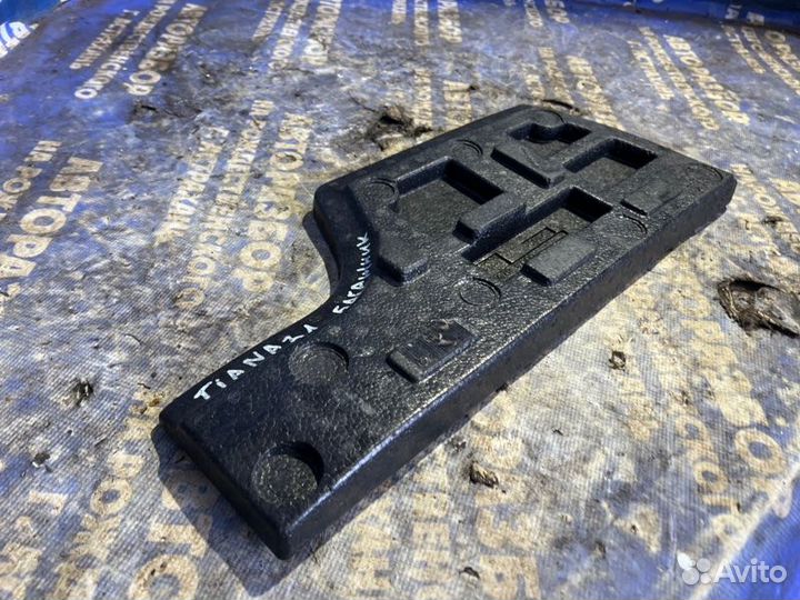 Наполнитель багажника Nissan Teana J31 седан VQ23