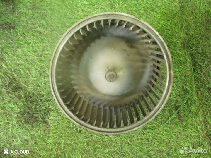 Мотор печки на toyota avalon MCX10 5S-FE