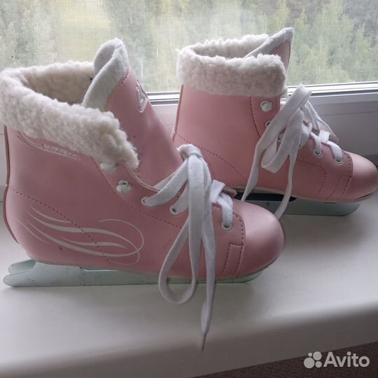 Коньки детские ледовые 32