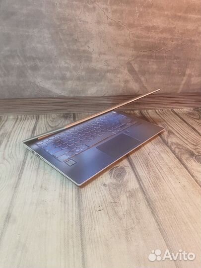 Ультрабук Asus / 256gb SSD / Соrе i5-8250u