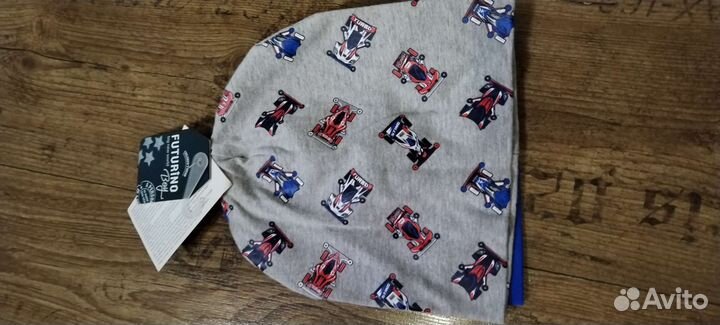 Шапки 2 шт. для мальчика, новые, цена за обе